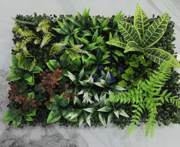 Декоративно зелено пано с цветни акценти inter 40-13