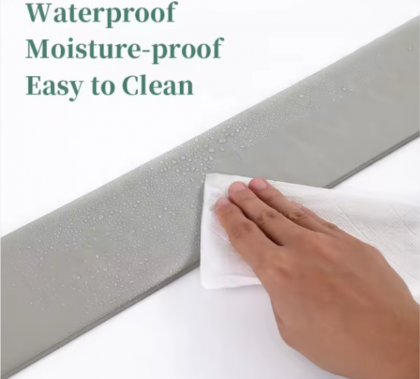 Самозалепващ гъвкав перваз с бял мраморен ефект – 2 метра