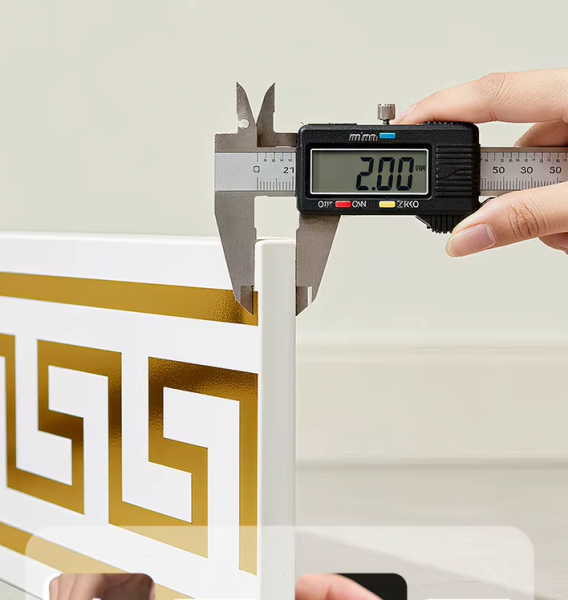 Самозалепващ се перваз Inter 214